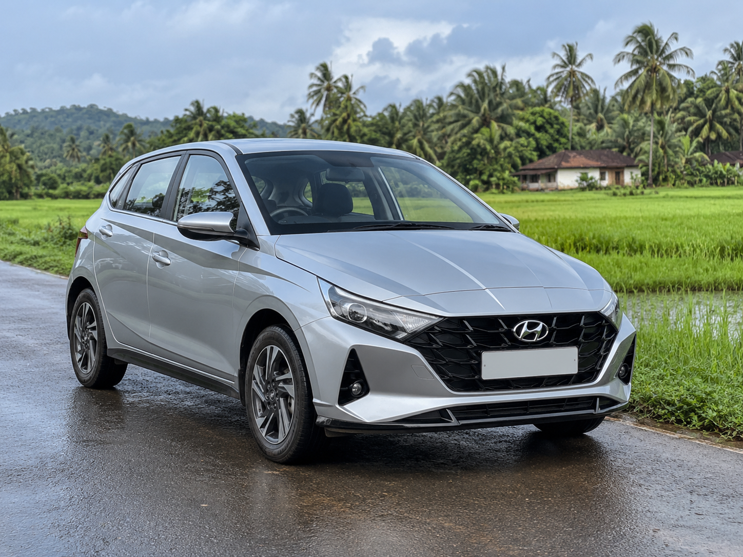 Hyundai i20 self drive car in Goa